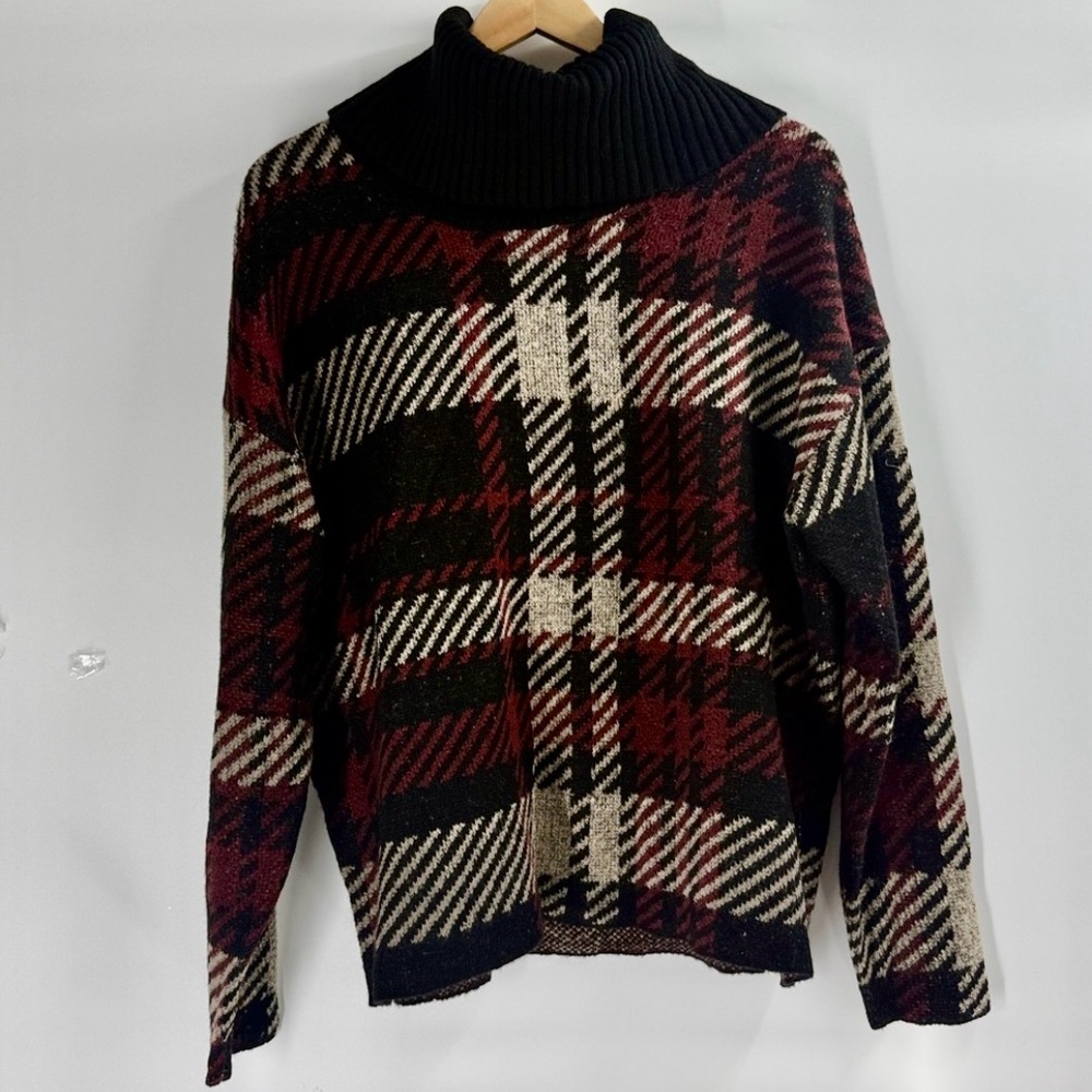 Joseph A NEW turtleneck sweater red black plaid woman's large